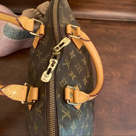 Louis Vuitton Alma PM (new vachetta)🌟1HR price drop🌟 - Picture 12 of 16